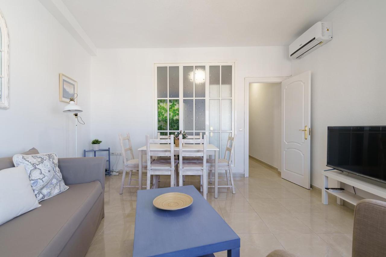 Maisuit Apartment Malaga City Center Buitenkant foto