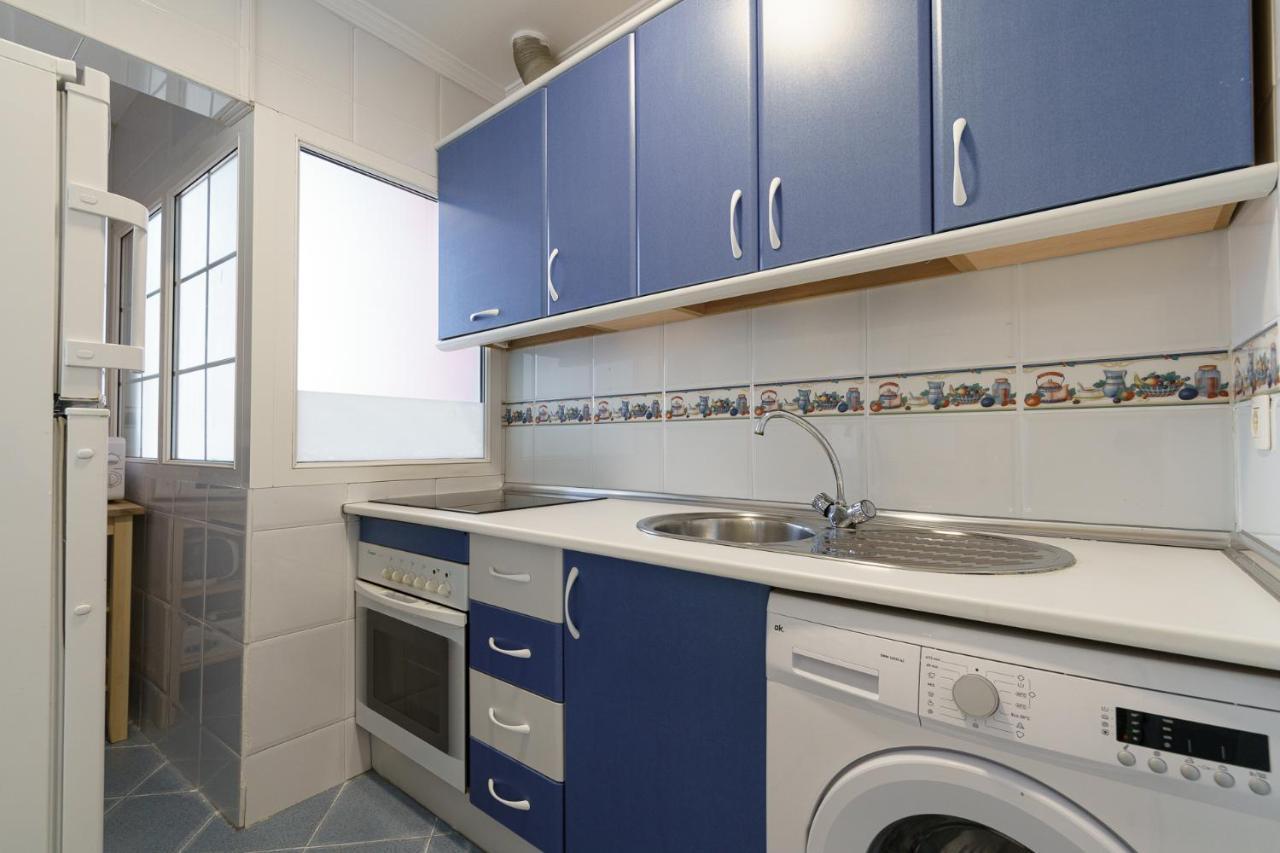 Maisuit Apartment Malaga City Center Buitenkant foto